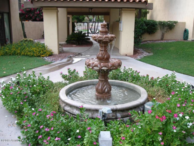 4201 East Camelback Road, Unit 73 Phoenix, AZ 85018 - Photo 1 of 5 Entrance