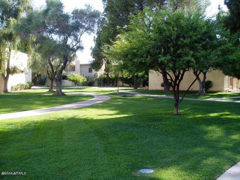 4201 East Camelback Road, Unit 73 Phoenix, AZ 85018 - Photo 3 of 5 3