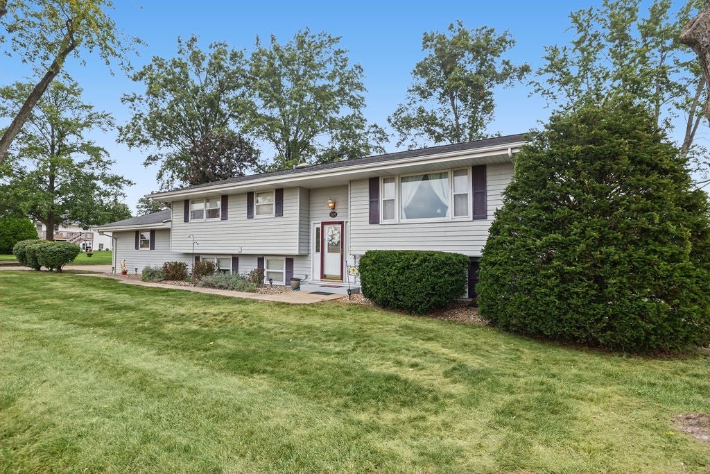 106 East Hillshire Road Decatur, IL 62521 - Photo 38 of 40 Gallery Image 38