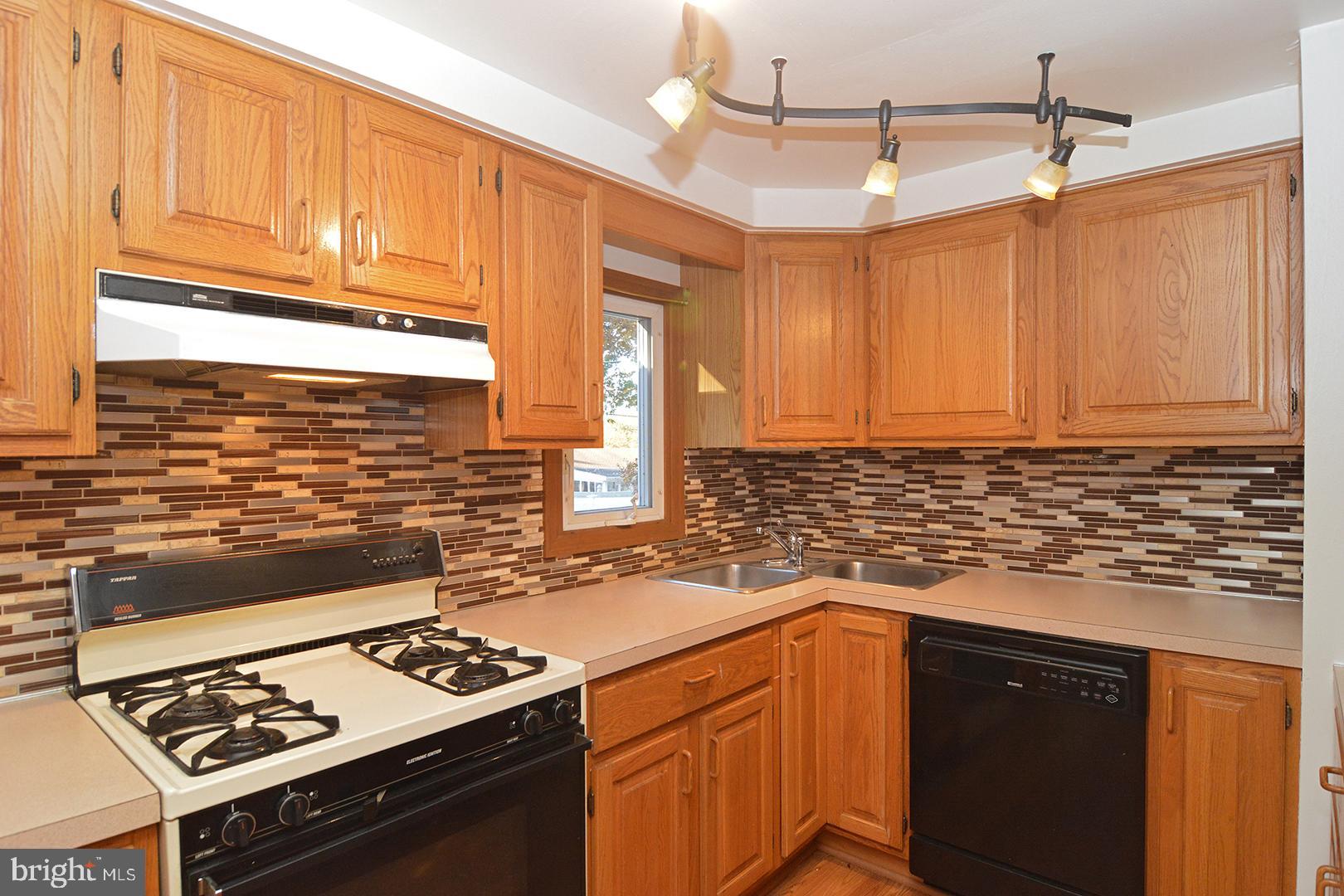 3024 Elm Road Reading, PA 19605 - Photo 25 of 72 Gallery Image 25