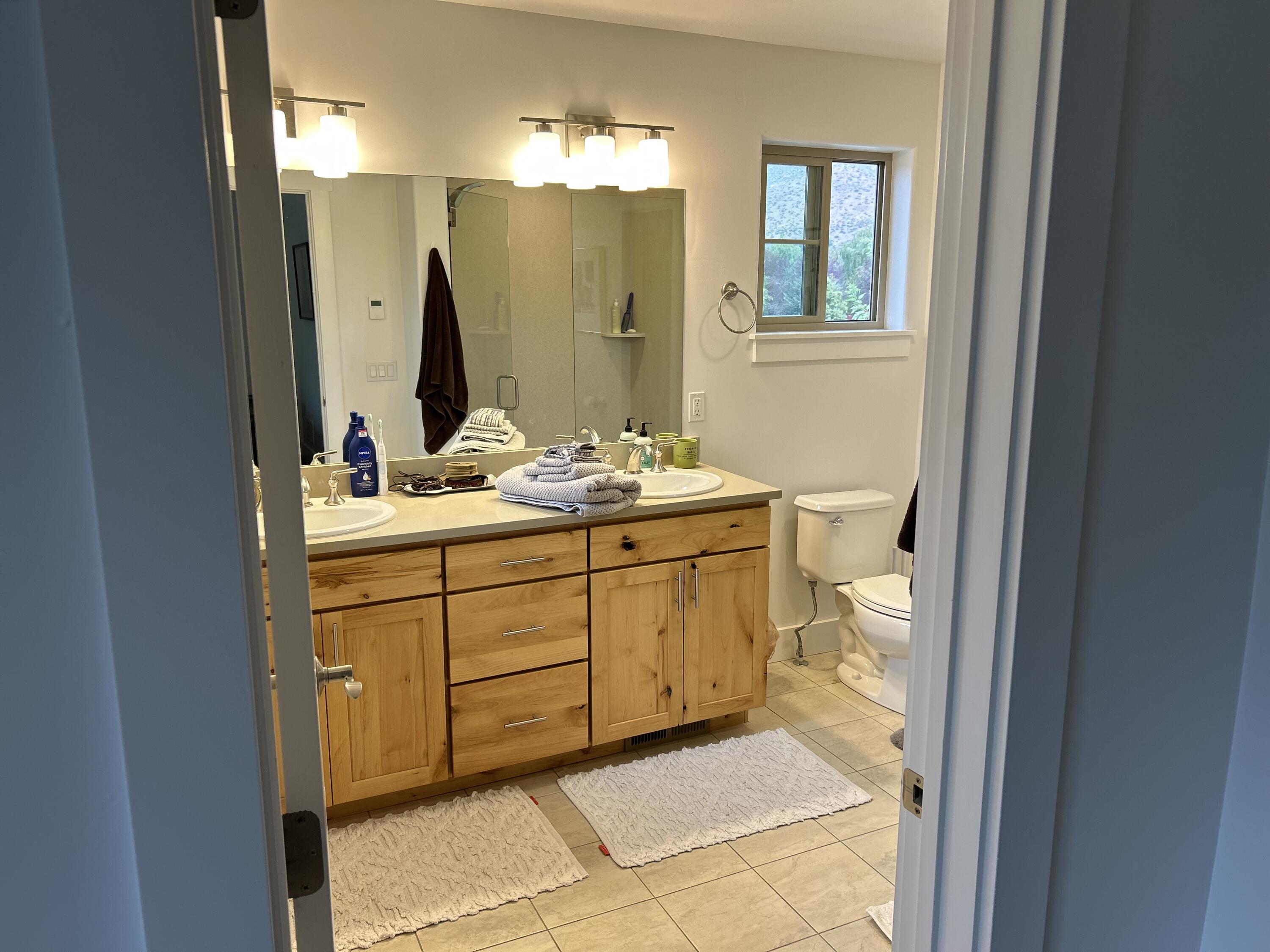 2447 Grange Way Hailey, ID 83333 - Photo 12 of 19 IMG_8140