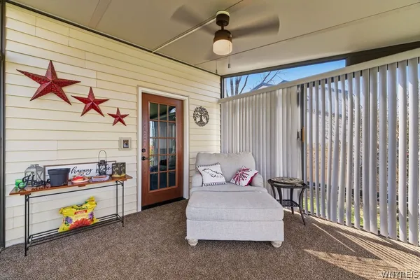 $379,900 | 3662 Woodhaven Circle, Hamburg, NY 14075