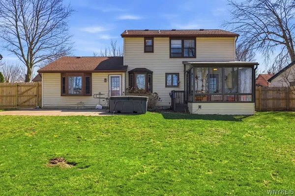 $379,900 | 3662 Woodhaven Circle, Hamburg, NY 14075