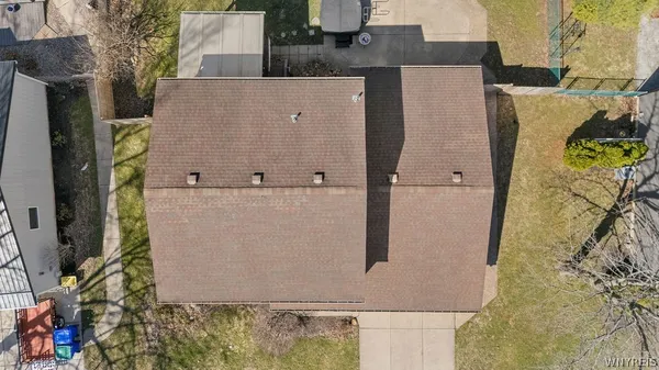 $379,900 | 3662 Woodhaven Circle, Hamburg, NY 14075