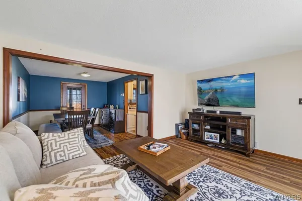 $379,900 | 3662 Woodhaven Circle, Hamburg, NY 14075