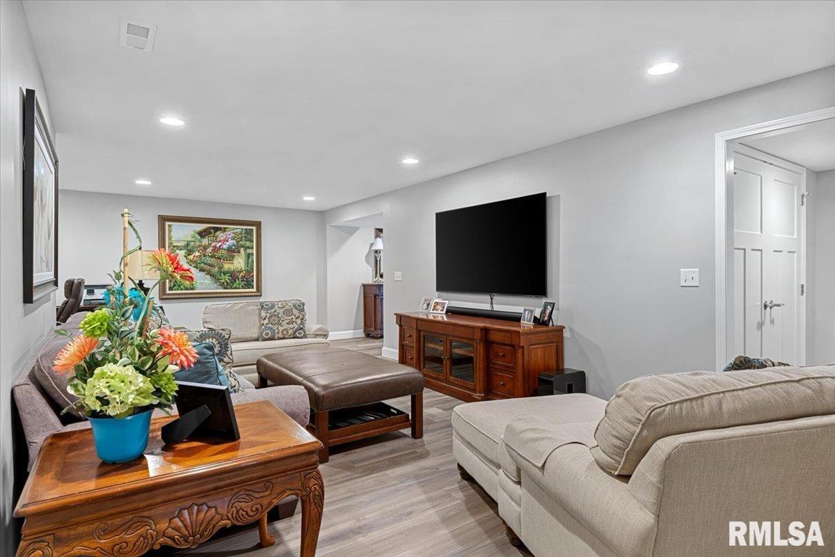 536 Karen Rose Drive Rochester, IL 62563 - Photo 32 of 41