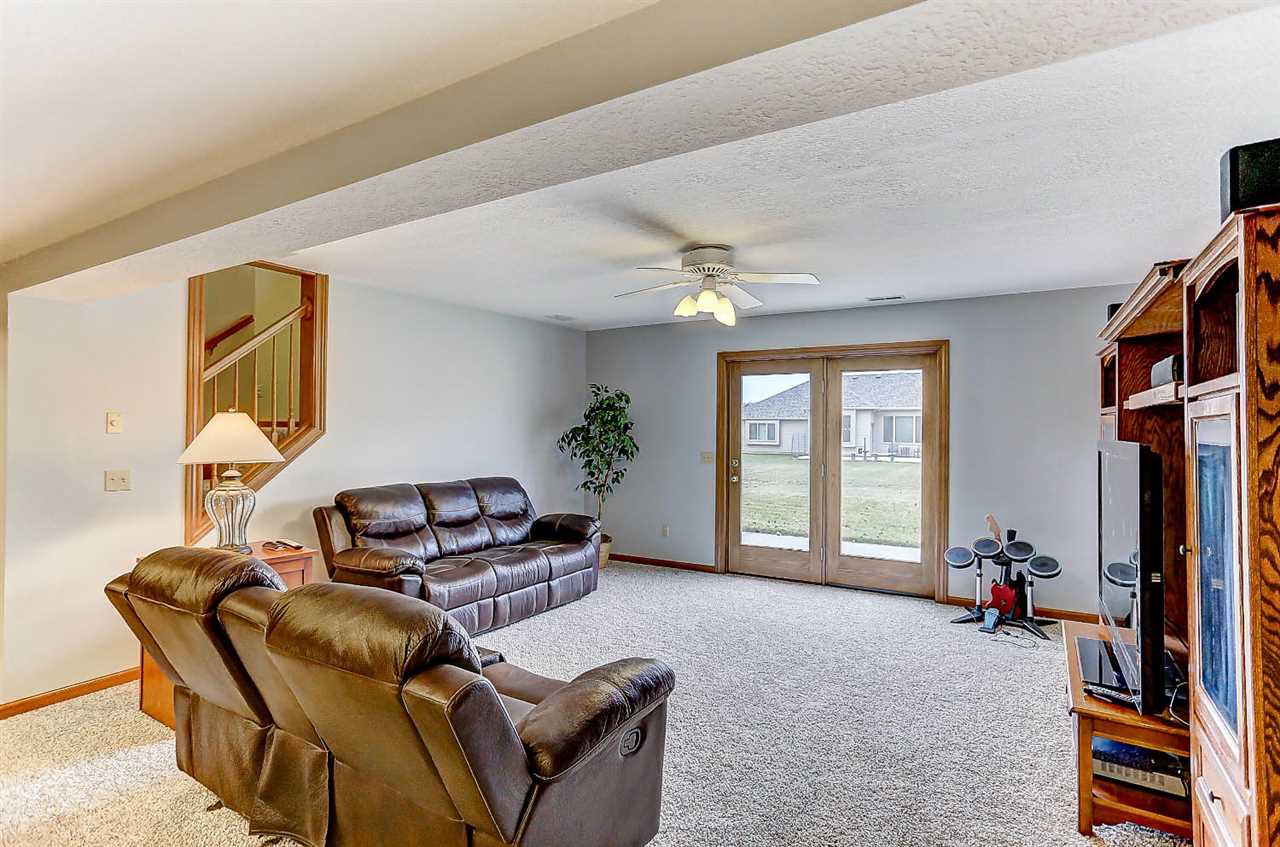 500 Hunters Ridge Auburn, IN 46706 - Photo 26 of 36 Gallery Image 26