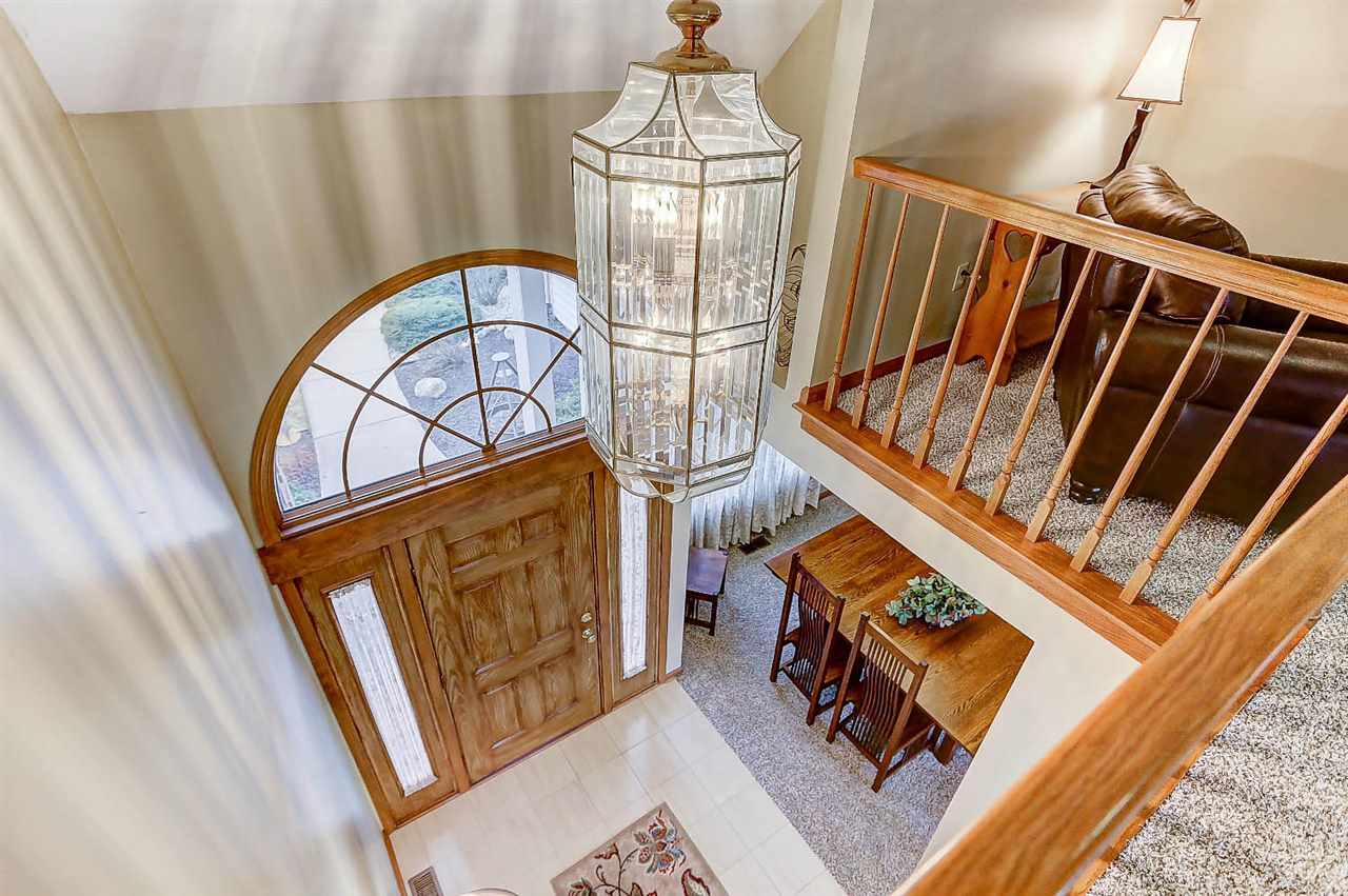 500 Hunters Ridge Auburn, IN 46706 - Photo 4 of 36 Gallery Image 4