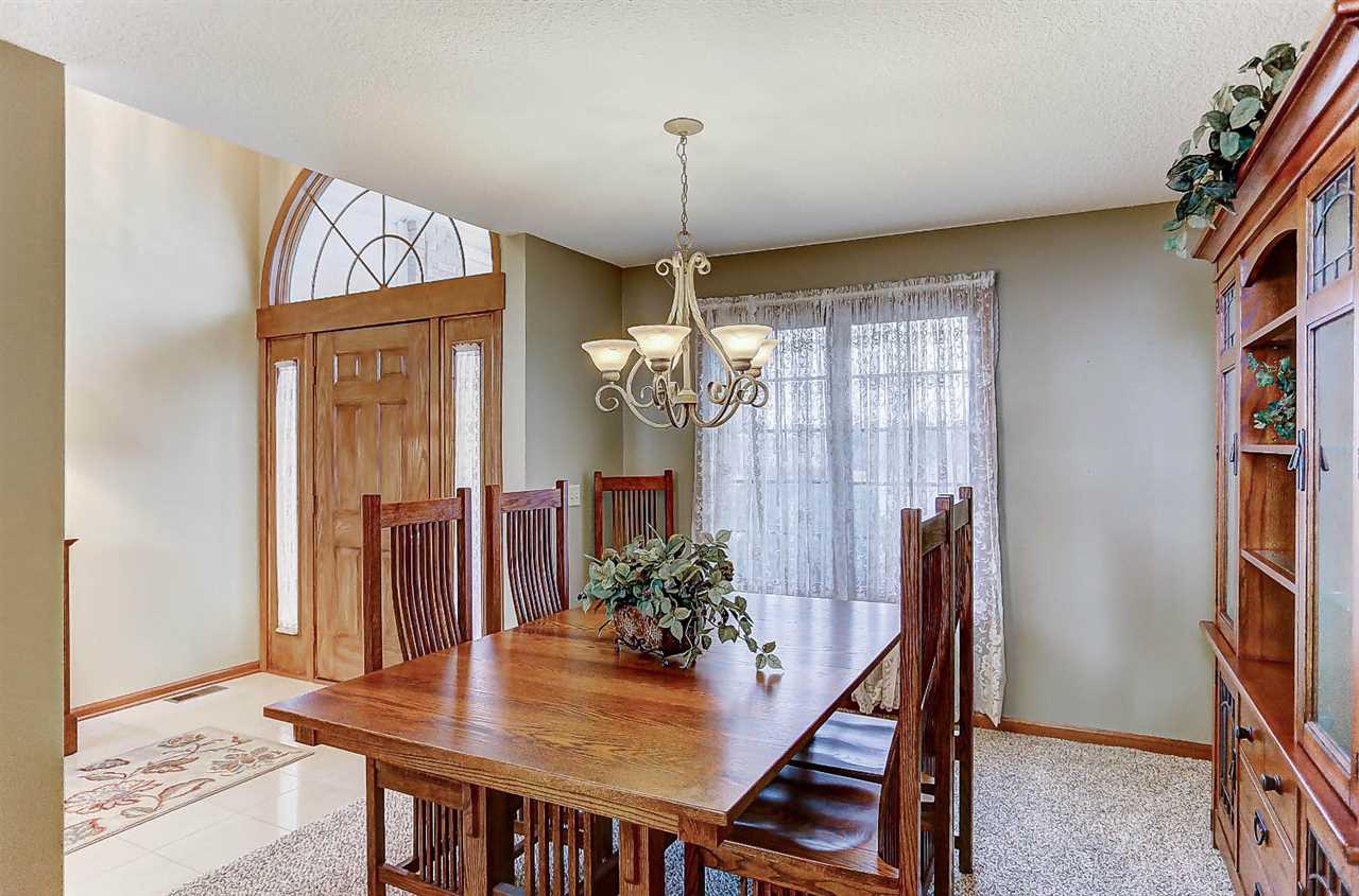 500 Hunters Ridge Auburn, IN 46706 - Photo 8 of 36 Gallery Image 8