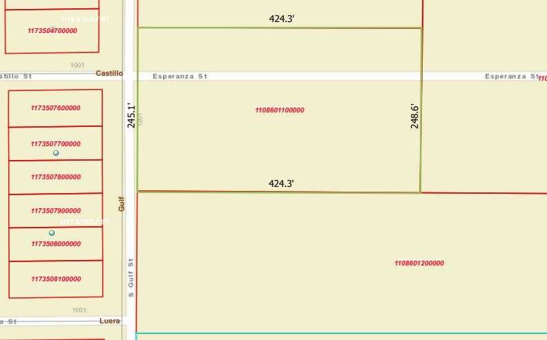 a close up view of a washer and dryer