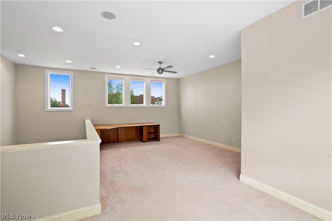 12480 Cedar Road, Unit 14 Cleveland, OH 44106 - Photo 24 of 35 4th floor bonus room
