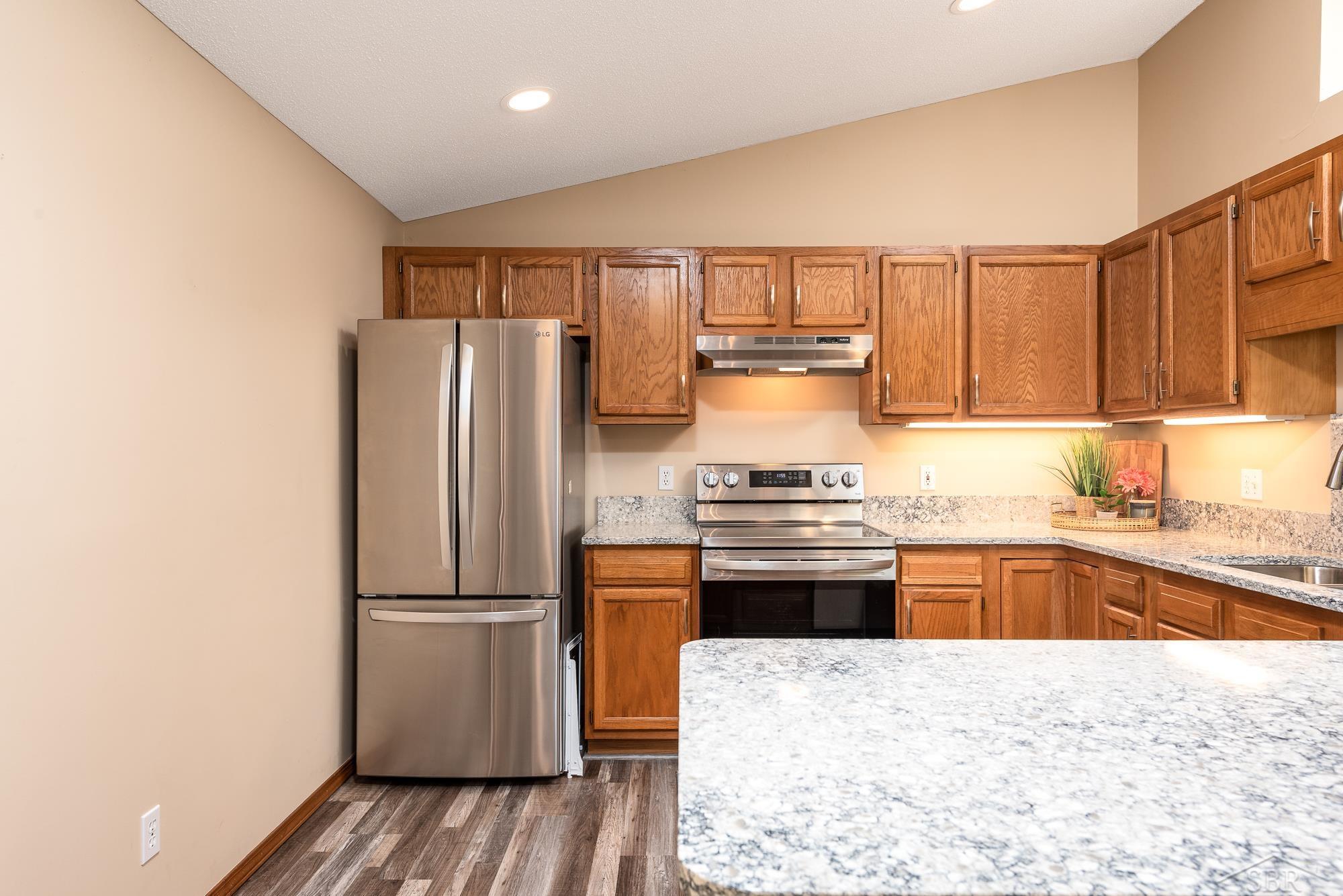 5122 Raintree Drive Midland, MI 48640 - Photo 10 of 28 50158304-0cf17cd3-96c5-4606-88d0-d0d2b6f7ce48.JPG
