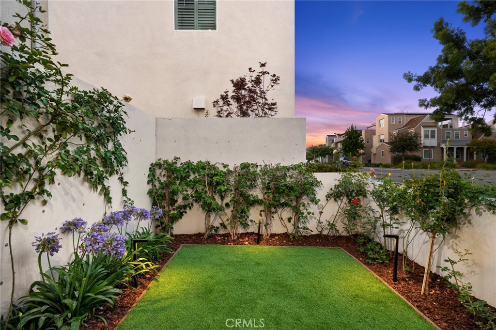 157 Crossover Irvine, CA 92618 - Photo 19 of 72