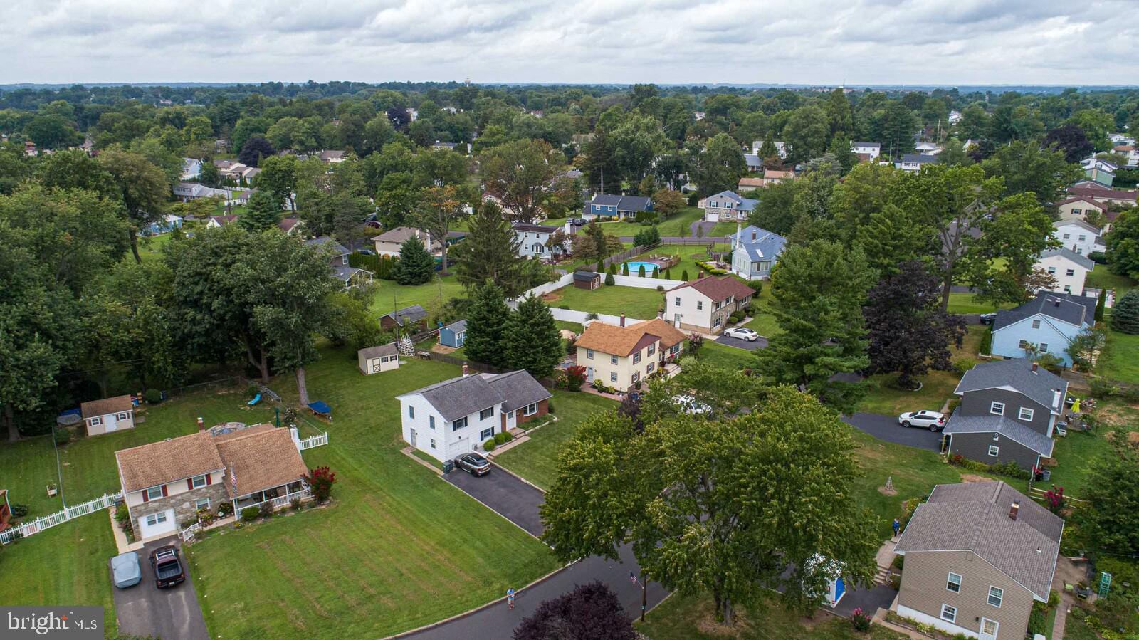 136 Harding Road Southampton, PA 18966 - Photo 25 of 26 Drone