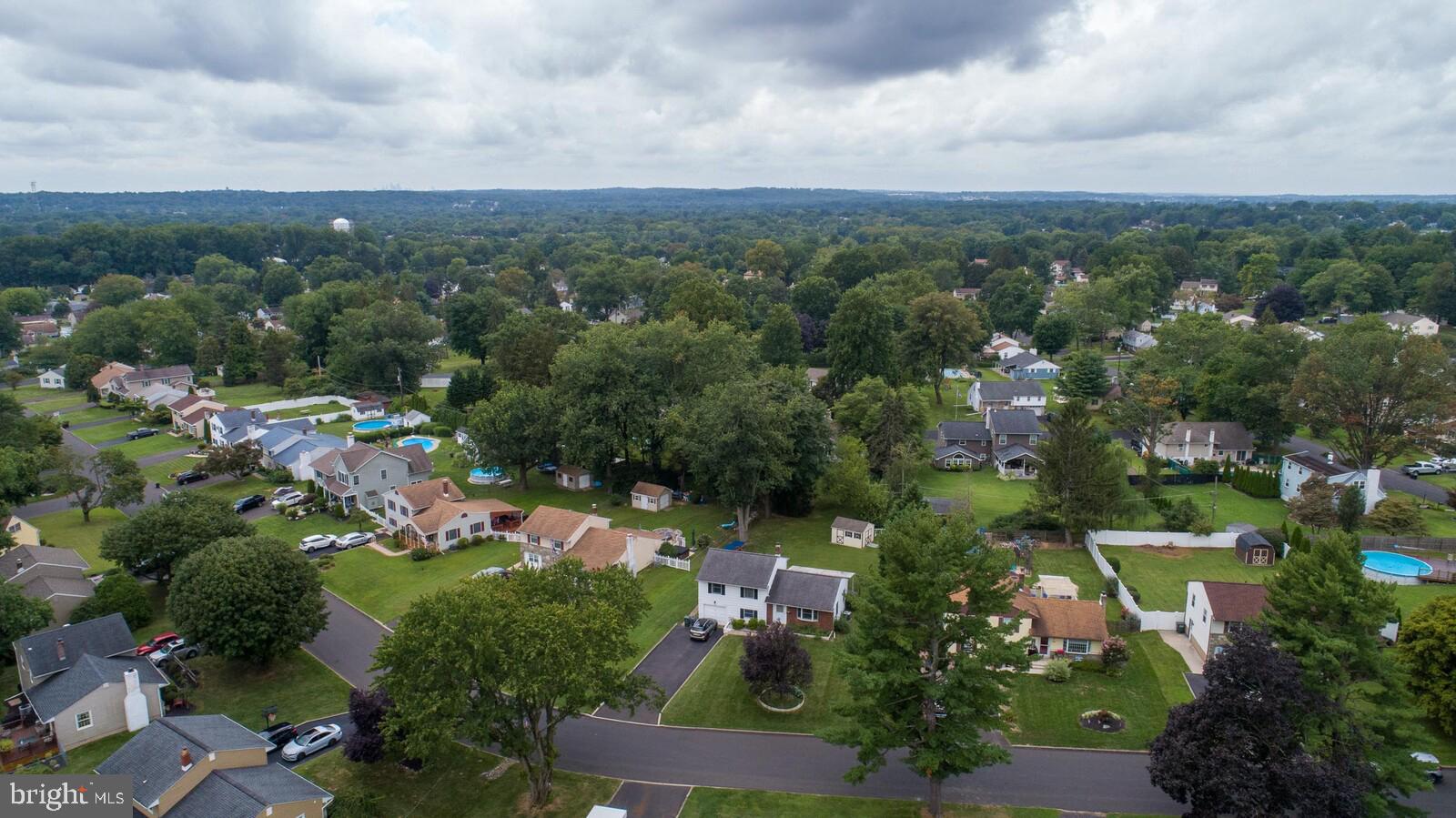 136 Harding Road Southampton, PA 18966 - Photo 26 of 26 Drone