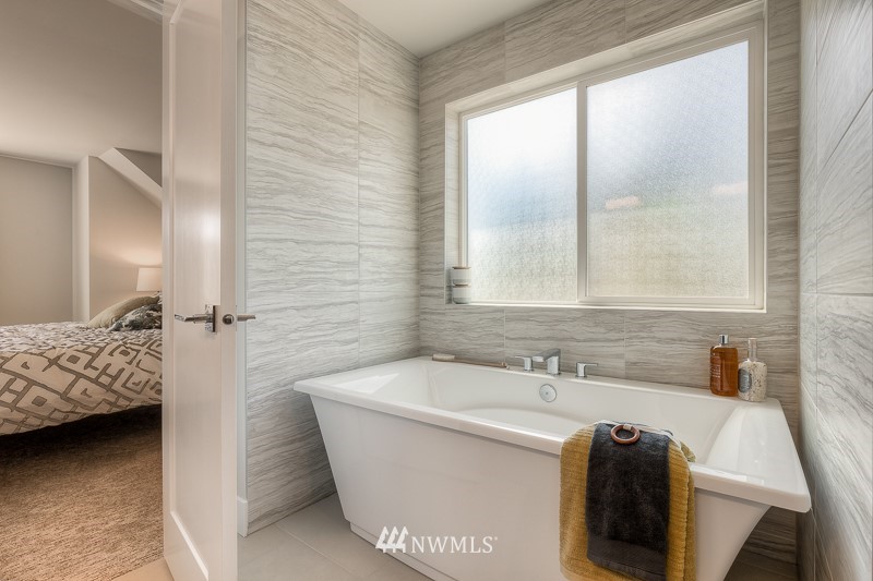 937 223rd Street Southeast, Unit 17S Bothell, WA 98021 - Photo 18 of 25