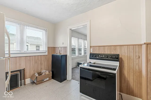 $199,000 | 630 North Gladstone Avenue, Indianapolis, IN 46201