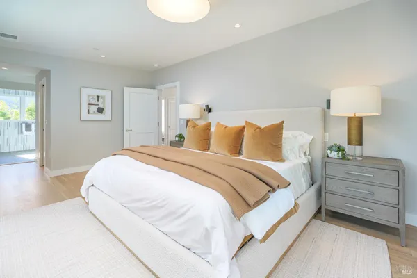 $3,900,000 | 37 Rosebank Avenue, Kentfield, CA 94904