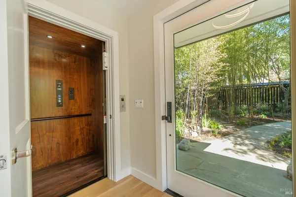 $3,900,000 | 37 Rosebank Avenue, Kentfield, CA 94904