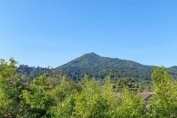 $3,900,000 | 37 Rosebank Avenue, Kentfield, CA 94904