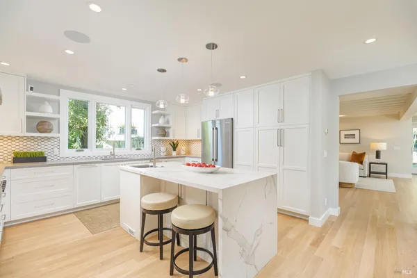 $3,900,000 | 37 Rosebank Avenue, Kentfield, CA 94904