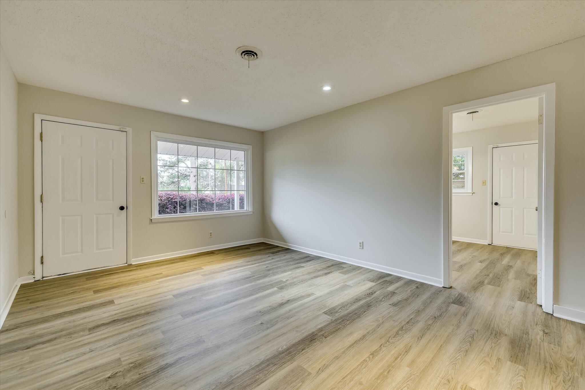 354 Mears Street Martinez, GA 30907 - Photo 5 of 31 09-108