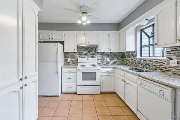 $168,900 | 12817 Country Ridge Avenue, Baton Rouge, LA 70816