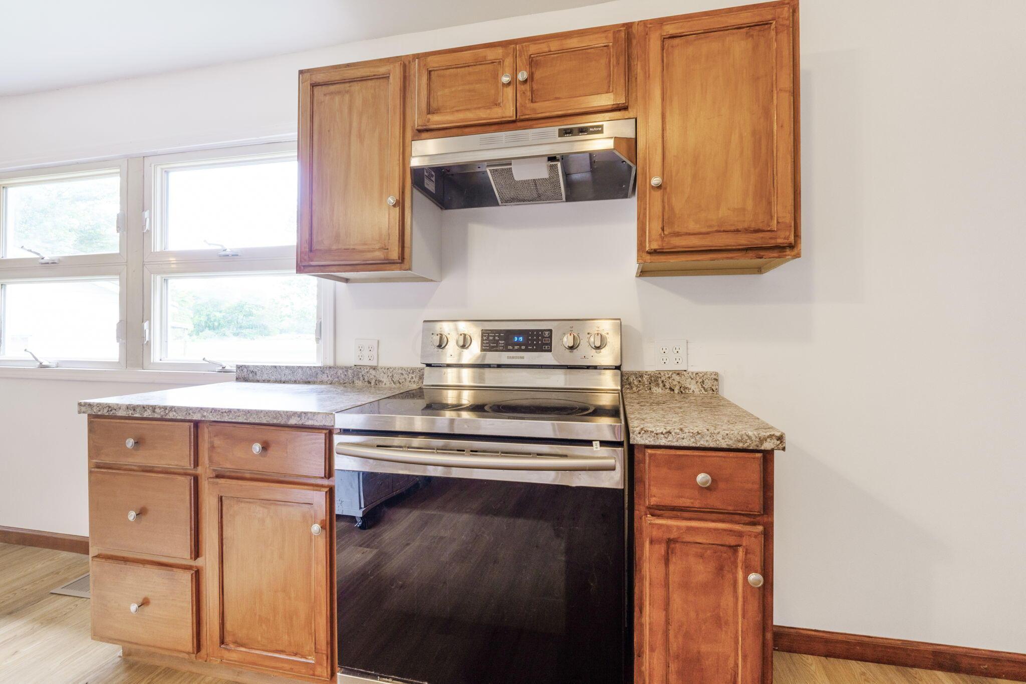 86 South Street La Rue, OH 43332 - Photo 23 of 59 86 South St (Interior)-10
