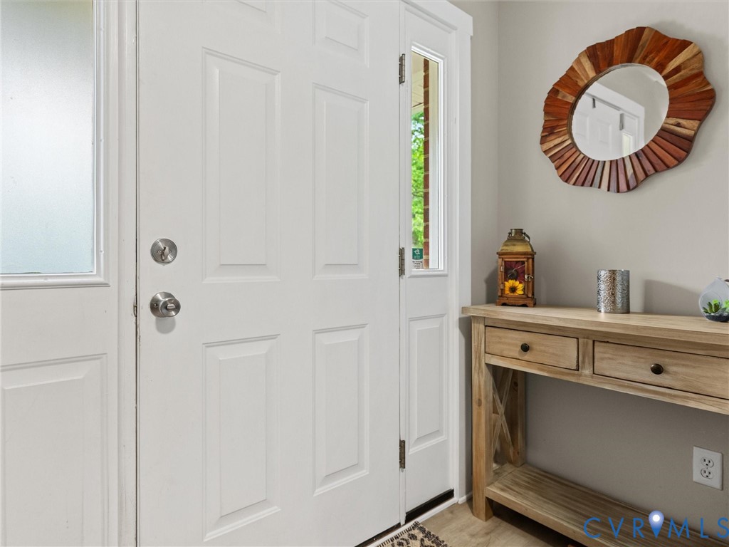 8725 Chippenham Road Richmond, VA 23235 - Photo 3 of 55