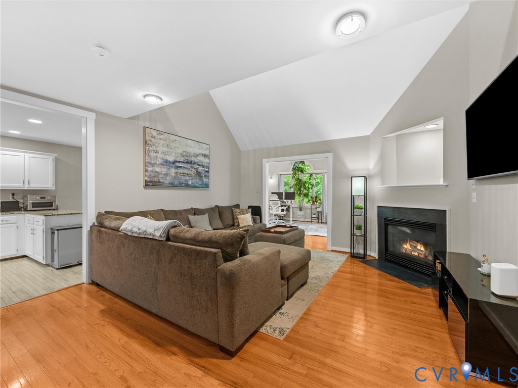 8725 Chippenham Road Richmond, VA 23235 - Photo 8 of 55