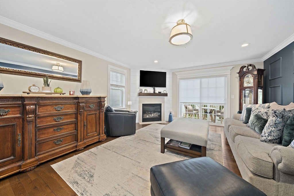 6 Audubon Way Canton, MA 02021 - Photo 11 of 38