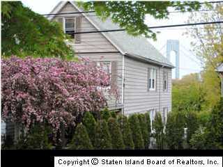 238 Fingerboard Road Staten Island, NY 10305 - Photo 1 of 20 Primary Photo