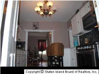 238 Fingerboard Road Staten Island, NY 10305 - Photo 3 of 20 Additional Photo