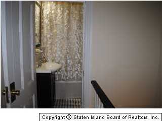 238 Fingerboard Road Staten Island, NY 10305 - Photo 10 of 20 Additional Photo