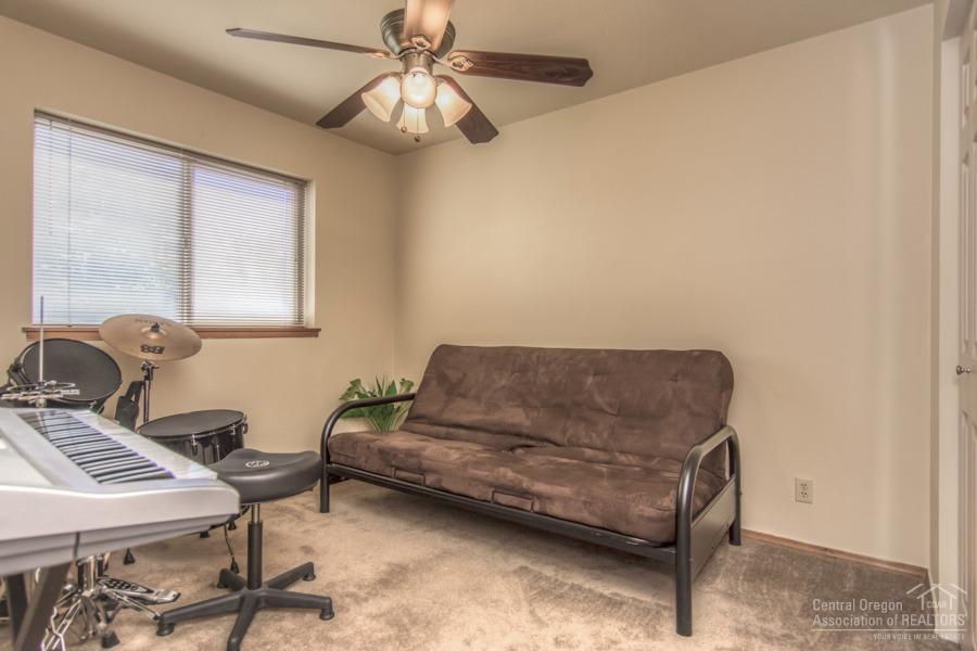 2537 Southwest Fissure Loop Redmond, OR 97756 - Photo 11 of 15 Additional Photo