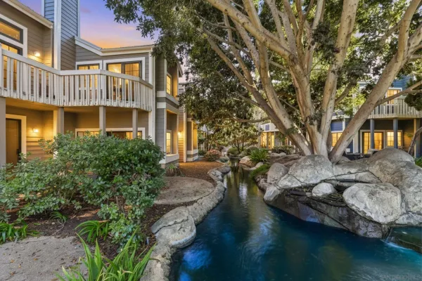 $875,000 | 20321 Tidepool Circle, Unit 205, Huntington Beach, CA 92646