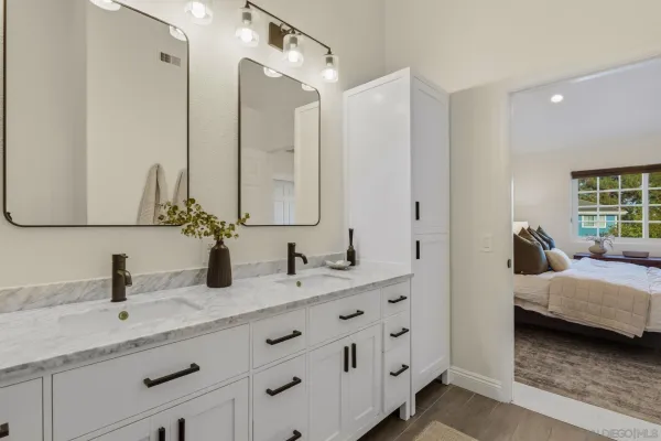 $875,000 | 20321 Tidepool Circle, Unit 205, Huntington Beach, CA 92646