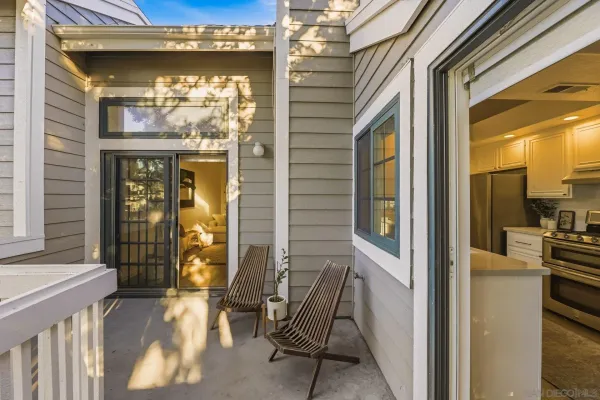 $875,000 | 20321 Tidepool Circle, Unit 205, Huntington Beach, CA 92646