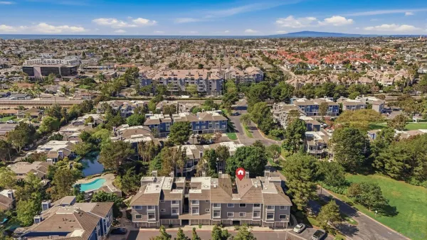 $875,000 | 20321 Tidepool Circle, Unit 205, Huntington Beach, CA 92646