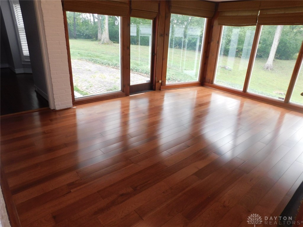 2401 Signal Hill Road Springfield, OH 45504 - Photo 13 of 40