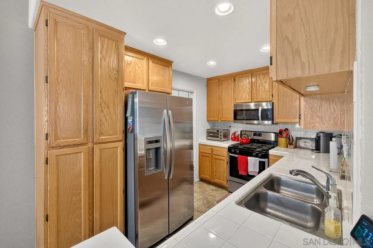 1860 Rouge Drive Chula Vista, CA 91913 - Photo 35 of 47