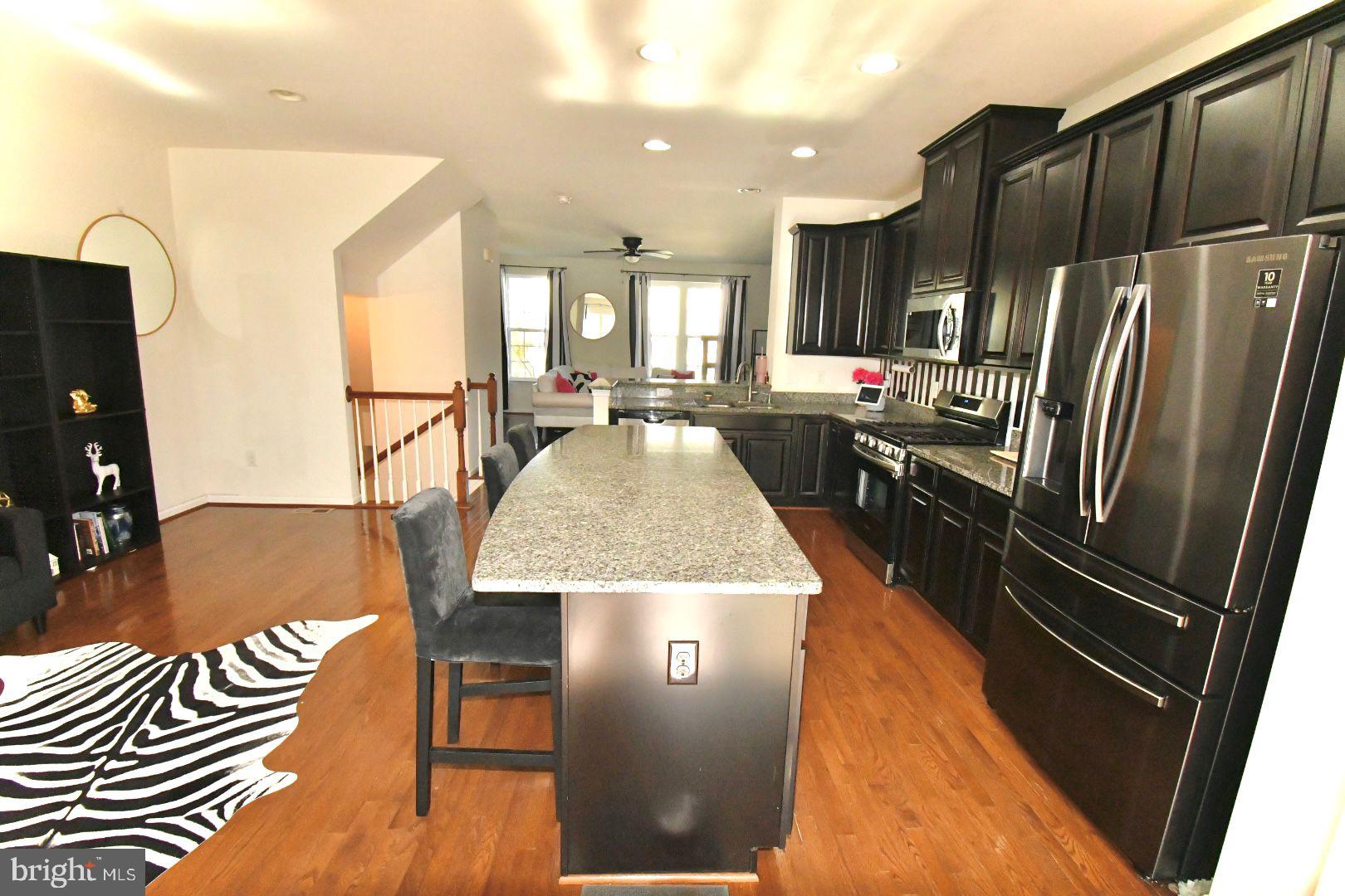 654 Barrie Road Middletown, DE 19709 - Photo 11 of 26 Granite Countertop Island