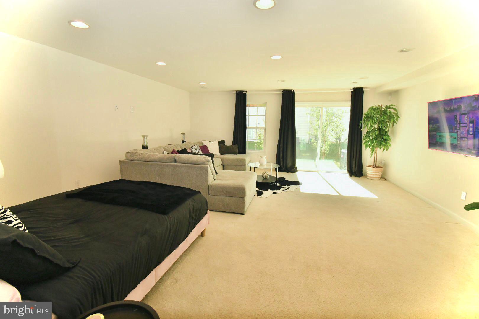 654 Barrie Road Middletown, DE 19709 - Photo 4 of 26 Finished Recreation Room