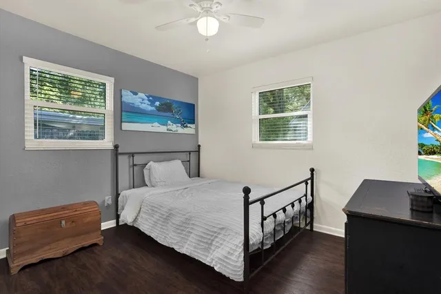 $389,990 | 2806 West Wallace Avenue, Tampa, FL 33611