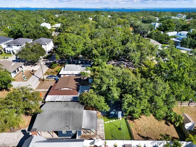 $389,990 | 2806 West Wallace Avenue, Tampa, FL 33611