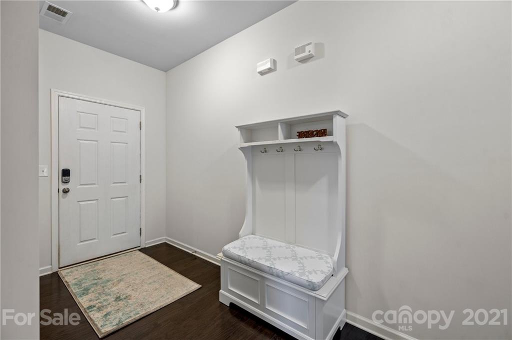 5835 Eleanor Rigby Road Charlotte, NC 28278 - Photo 11 of 24 Gallery Image 11