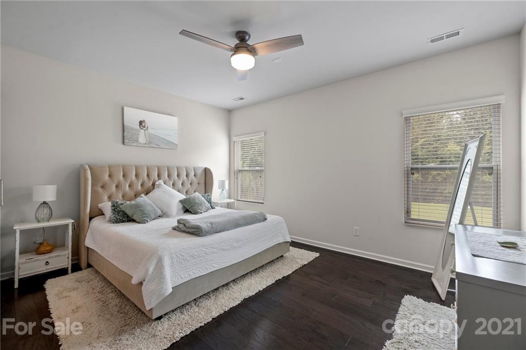 5835 Eleanor Rigby Road Charlotte, NC 28278 - Photo 16 of 24 Gallery Image 16