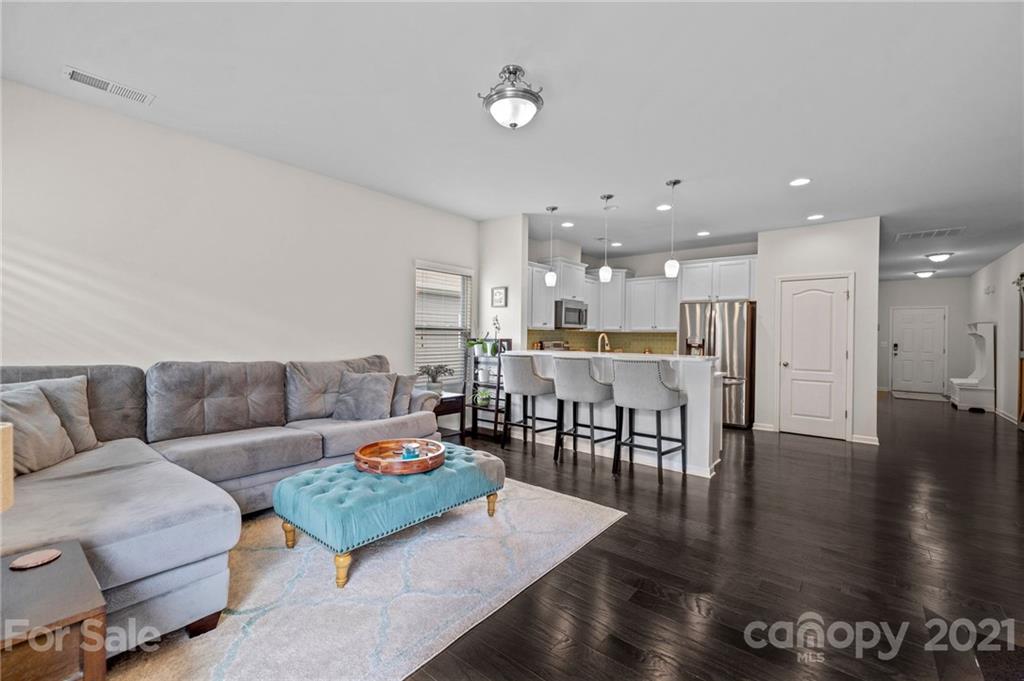 5835 Eleanor Rigby Road Charlotte, NC 28278 - Photo 9 of 24 Gallery Image 9