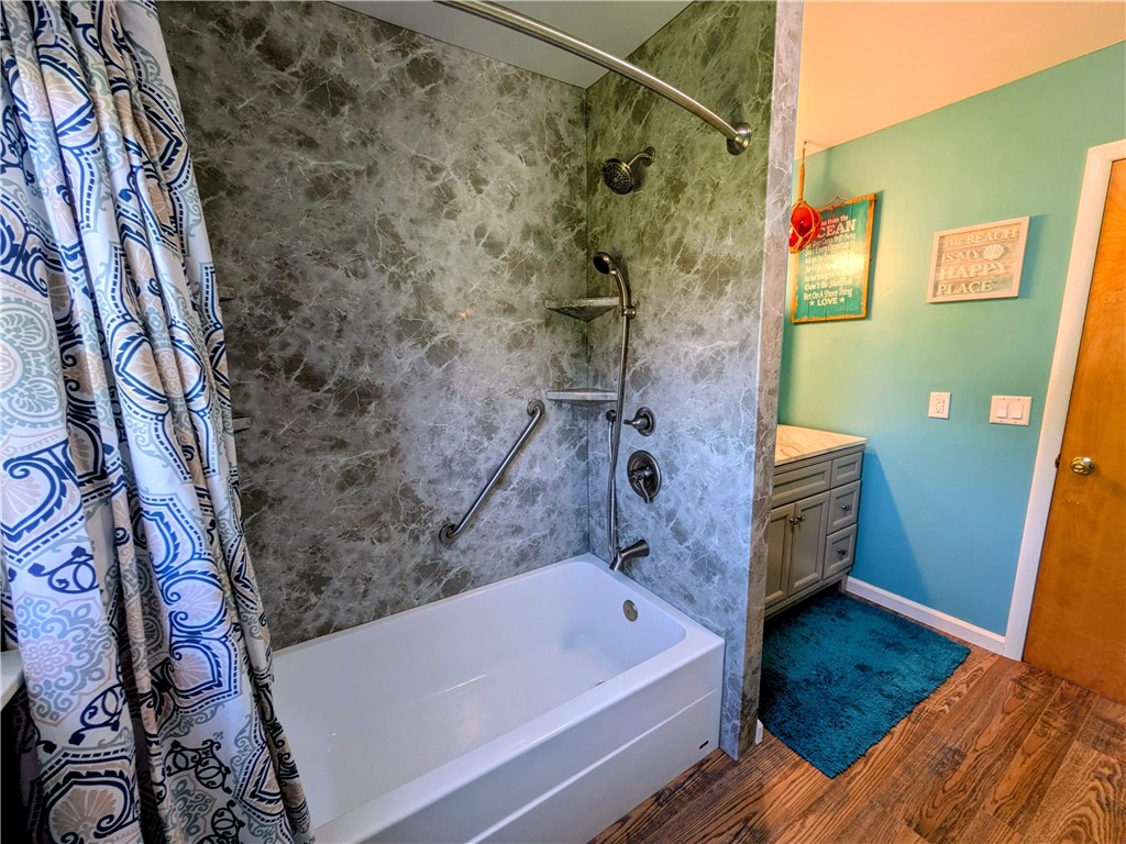 225 Meadowlark Road Horseheads, NY 14845 - Photo 26 of 49 Upper Level Bathroom