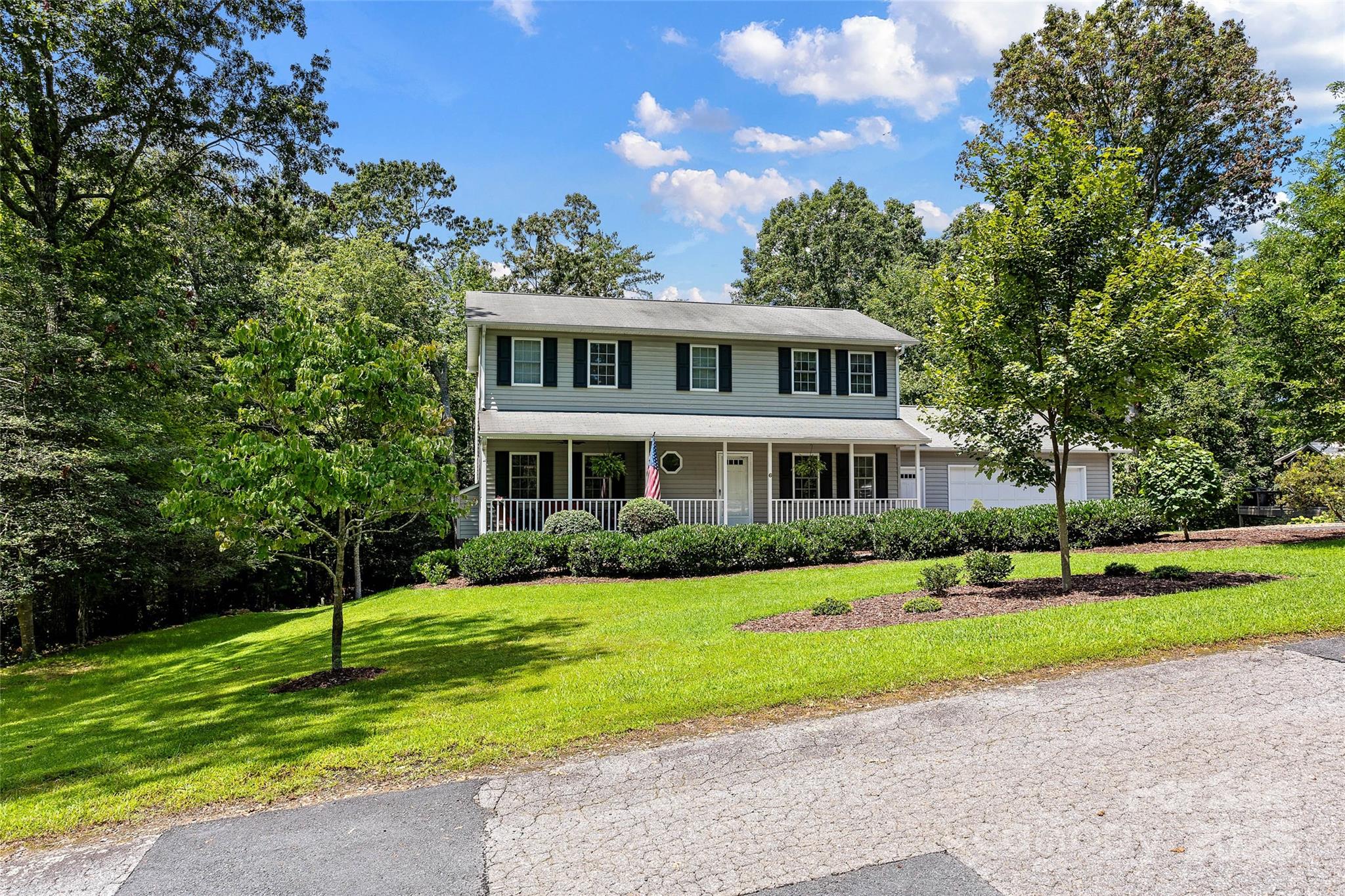 6 Oak Grove Road Arden, NC 28704 - Photo 2 of 46 Gallery Image 2